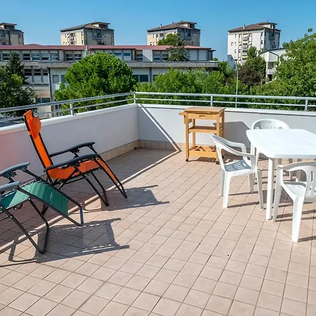 Se027 Senigallia, Ampio Quadrilocale Con Terrazzo *