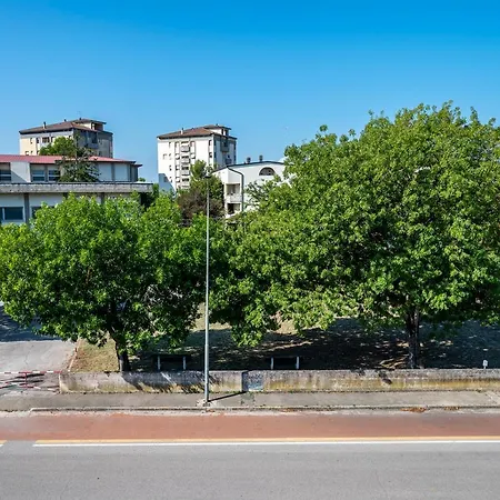 Se027 Senigallia, Ampio Quadrilocale Con Terrazzo *